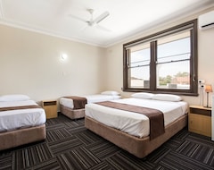 Khách sạn Toongabbie Hotel (Sydney, Úc)