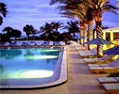 Hotel Beach House (Miami Beach, USA)