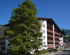 Q Hotel Maria Theresia (Kitzbühel, Austria)