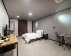 호텔 Namyangju Hotel 9 (남양주, 한국)