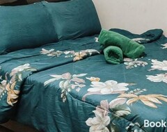 Koko talo/asunto Amar & Nora Homestay (muslim Only) (Kuala Kangsar, Malesia)