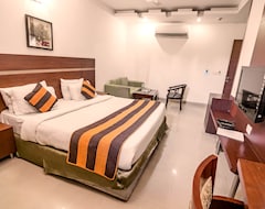 Hotel Asian Suites Iffco Metro Station Gurugram (Gurgaon, Indien)