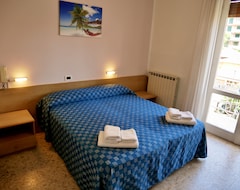 Khách sạn Hotel Jole (Andora, Ý)