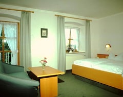 Khách sạn Unterschaffer Landgasthof (Arnbruck, Đức)