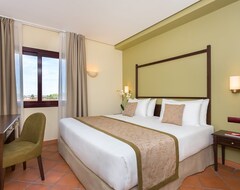 Khách sạn Hotel Toledo (Layos, Tây Ban Nha)