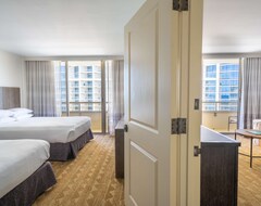 Hotelli Embassy Suites by Hilton Waikiki Beach Walk (Honolulu, Amerikan Yhdysvallat)