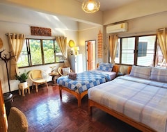 Khách sạn Bed and Terrace Guesthouse (Chiang Mai, Thái Lan)