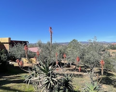 Toàn bộ căn nhà/căn hộ 3 Comfortable Individuals Cabins In A Property With Stunning Views Of The Valley (Villa de Alvarez, Mexico)