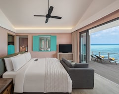 Khách sạn Le Meridien Maldives Resort & Spa (Lhaviyani Atoll, Maldives)