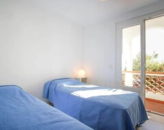 Toàn bộ căn nhà/căn hộ Vacation Home La Rocade In ThÉoule Sur Mer - 6 Persons, 3 Bedrooms (La Roquette-sur-Siagne, Pháp)