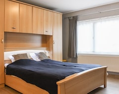 Tüm Ev/Apart Daire 2 Bedroom Accommodation In Oostende (Oostduinkerke, Belçika)