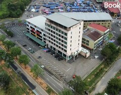 Khách sạn Oyo 90934 Tong Villion Hotel (Pekan, Malaysia)