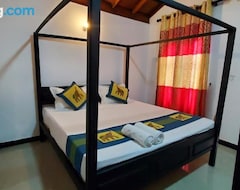 Hotel Surf And Stay Arugam Bay (Pottuvil, Šri Lanka)