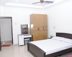 Khách sạn Vv Residency (Kanchipuram, Ấn Độ)