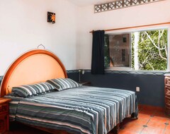 Toàn bộ căn nhà/căn hộ Quiet Upstairs Apartment (Sabanilla, Mexico)