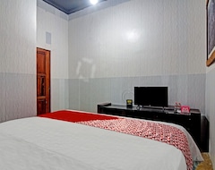 Otel Oyo 90358 Poris Residence (Tangerang, Endonezya)