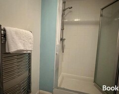Pensión Charming Central Double Bedroom & Private Bath (Birmingham, Reino Unido)