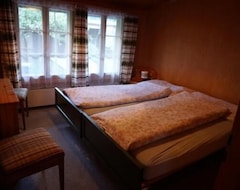 Otel Holiday House Grindelwald For 2 - 5 Persons With 3 Bedrooms - Farmhouse (Grindelwald, İsviçre)