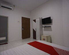 Hotel Oyo 92741 Octav Homestay (Batu Ampar, Indonezija)