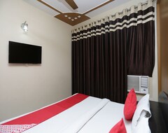 Khách sạn OYO 13388 Hotel Virgo (Meerut, Ấn Độ)