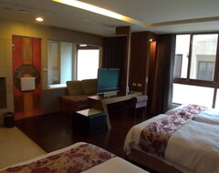 Khách sạn Miracolo View Hotel (Nantou City, Taiwan)