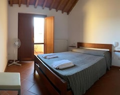 Hotelli Student's Hostel Gowett (Campiglia Marittima, Italia)