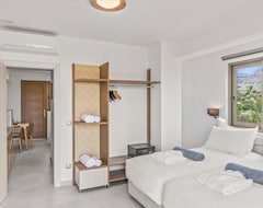 Hotel Kouros Stone Suites (Rodas, Grecia)