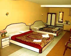 Khách sạn OYO 12956 Royal Hotel (Kodaikanal, Ấn Độ)