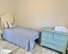 Toàn bộ căn nhà/căn hộ 3 Bedroom 2 Full Bathroom Minutes From Emerald Isle, Swansboro, & Morehead City (Cape Carteret, Hoa Kỳ)