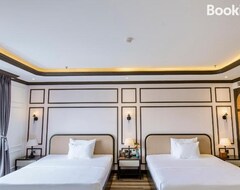 Hotel Khách Sạn 19/8 (Gia Nghia, Vietnam)