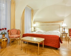 Hotel Green Lobster Rooms & Apartments (Prague, Czech Republic)