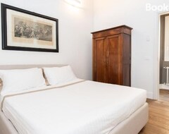 Hotel Ghiberti Apartment by Firenze Prestige (Firenzuola, Italy)