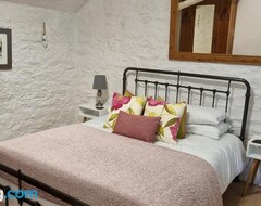 Tüm Ev/Apart Daire Mayrose Cottage, Charming Cornish Cottage For The Perfect Escape... (Camelford, Birleşik Krallık)