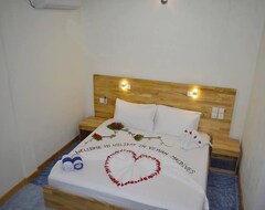 Khách sạn Holiday Inn Veyvah Maldives (South Male Atoll, Maldives)