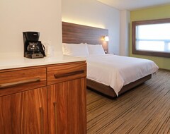 Holiday Inn Express & Suites - Ensenada Centro, An Ihg Hotel (Ensenada, Mexico)