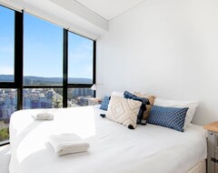 Toàn bộ căn nhà/căn hộ Beautifully Renovated 2 Bedroom Apartment At Sierra Grand Broadbeach (Mermaid Beach, Úc)