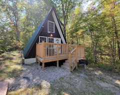 Cijela kuća/apartman Small Family Cabin - A Frame Of Mind - Hidden Wooded Retreat In Red River Gorge, Ky! (Jeffersonville, Sjedinjene Američke Države)