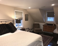 Hele huset/lejligheden Wonderful Renovated Family Friendly Home Close To Boston And Lexington (Bedford, USA)