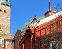 Tüm Ev/Apart Daire Historical Idyll From The 17th Century (Strängnäs, İsveç)