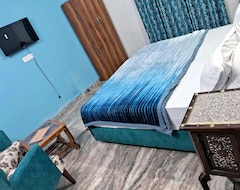 Khách sạn The Palm Bliss Resort (Dehradun, Ấn Độ)