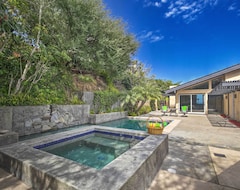 Toàn bộ căn nhà/căn hộ Luxury La Jolla Getaway W/ Pool & Coastline Views! (La Jolla, Hoa Kỳ)