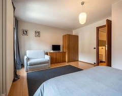 Cijela kuća/apartman Apartment Maison Mazod In Nus - 4 Persons, 1 Bedrooms (Nus, Italija)