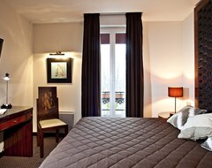 Khách sạn Continental Hotel (Reims, Pháp)