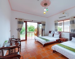 Resort Khu nghỉ mát Vũng Bàu (Dương Đông, Việt Nam)