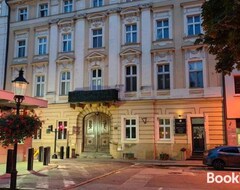 Koko talo/asunto Downtown Apartment Bianca (Bratislava, Slovakia)