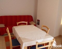 Koko talo/asunto Apartments Petricevic 2 (Selce, Kroatia)