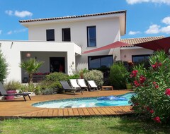 Toàn bộ căn nhà/căn hộ Air-Conditioned Modern Villa 145M², 4 Bedrooms Pool And Garden At 20 'Beaches (Prades-le-Lez, Pháp)