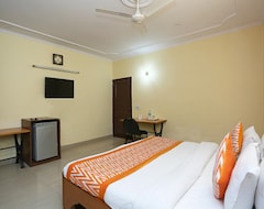 OYO 542 Hotel Kalkaji Residency (New Delhi, Indija)