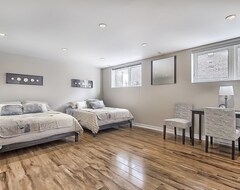 Cijela kuća/apartman Spacious Bedrooms With Kitchen (Toronto, Kanada)
