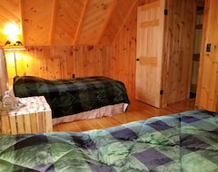 Tüm Ev/Apart Daire Warm And Cozy. Great For Couples Or Families. Near Ironman Bike Loop. Green. (Jay, ABD)